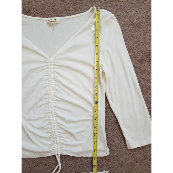 Heart & Hips Cropped white long sleeve with adjustable drawstrings. Size S - Picture 5 of 6